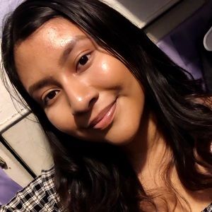 Meet your Posher, Maribel